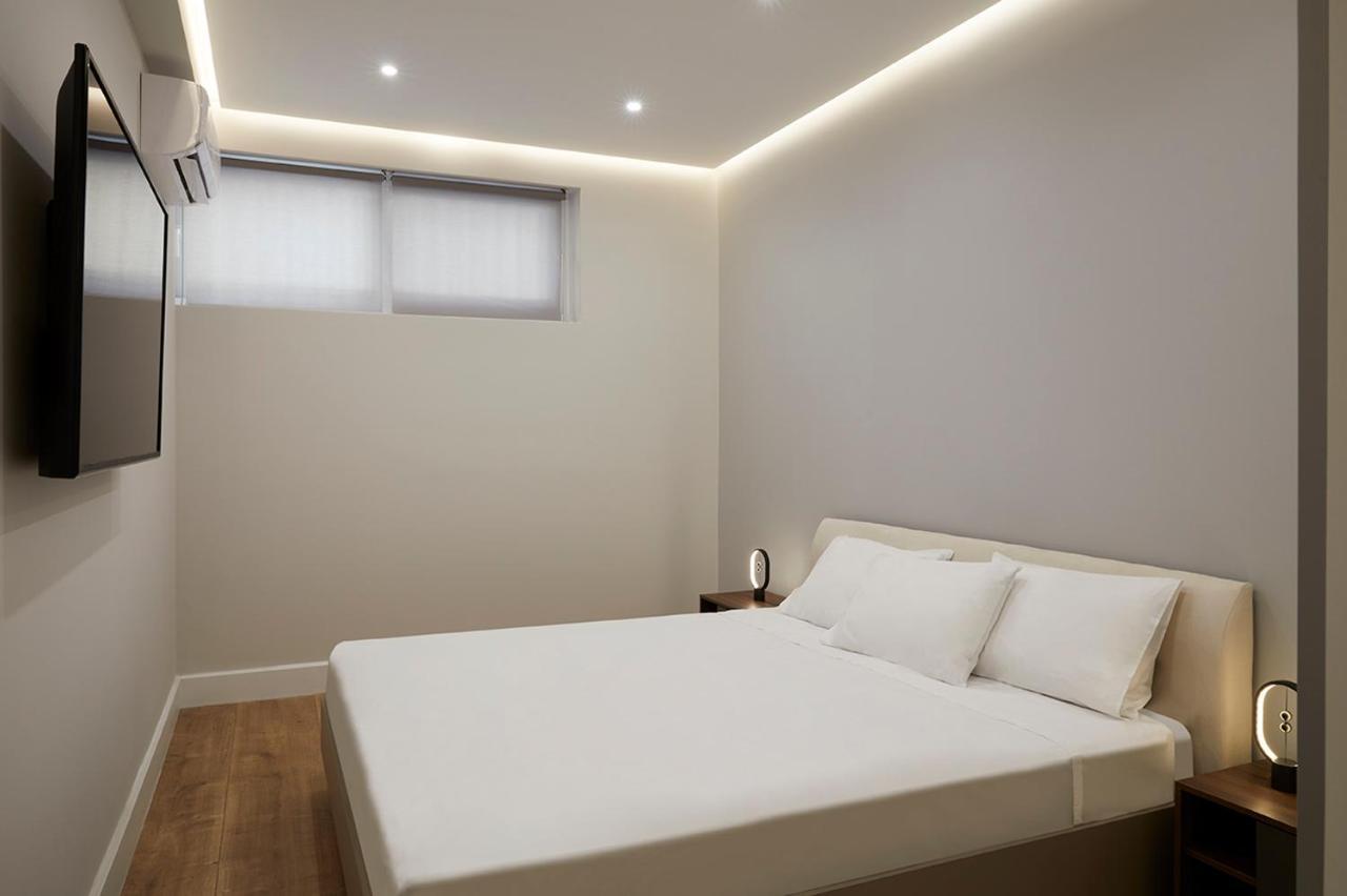 Central & Comfy Apartment 2Mins Walking From Metro Atena Exterior foto